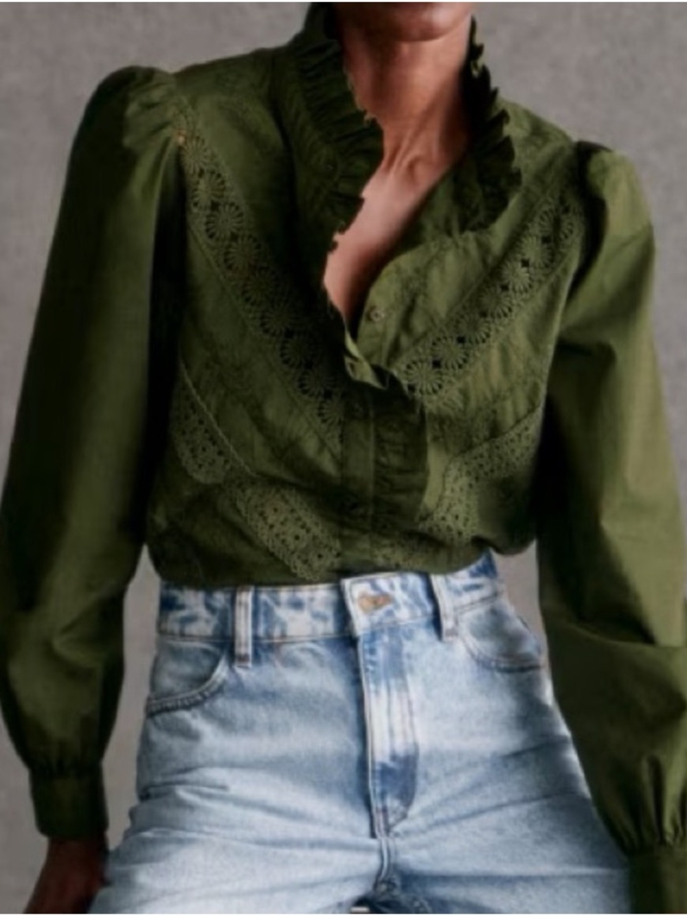 Sézane Lou Shirt Perfect Green Embroidered Lace Ruffle Blouse Size 38 (US 6)